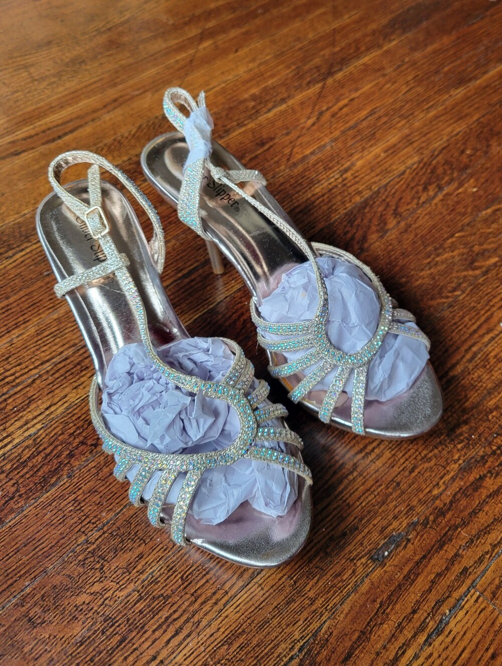 SILVER SLIPPER Cinderella Rhinestones High Heels Pumps Size 8.5 Wedding Church